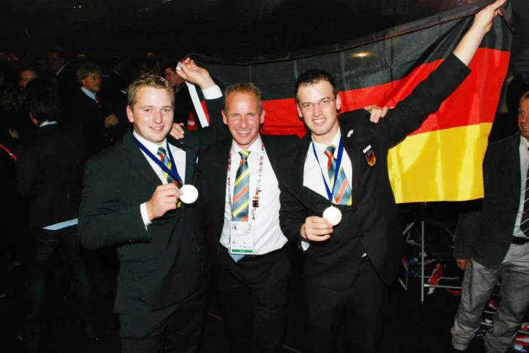 Bild: Gold für deutsche Straßenbauer bei den EuroSkills 2012