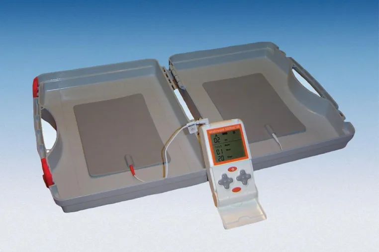 Bild: Iontophorese-System SUDORmed 1200 - die schnelle und schonende Hilfe bei krankhaftem Schwitzen (Hyperhidrose)