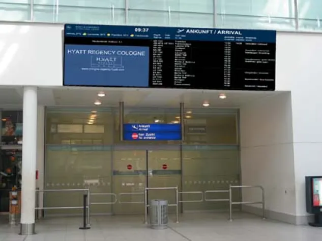 International Airport Münster Osnabrück: Digitales Informations- und Werbesystem Bild: International Airport Münster Osnabrück: Digitales Informations- und Werbesystem