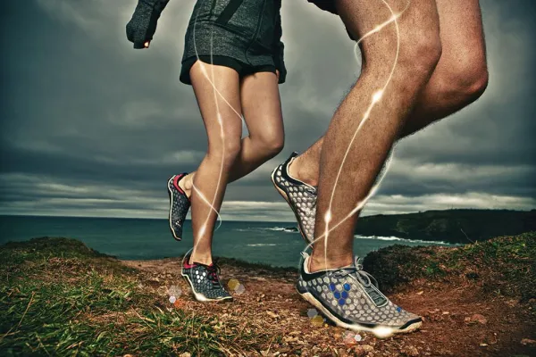 Bild: Frische Sommerfarben, grenzenlose Vielfalt: Die neue Sommerkollektion Vivobarefoot Barfußschuhe ist da.
