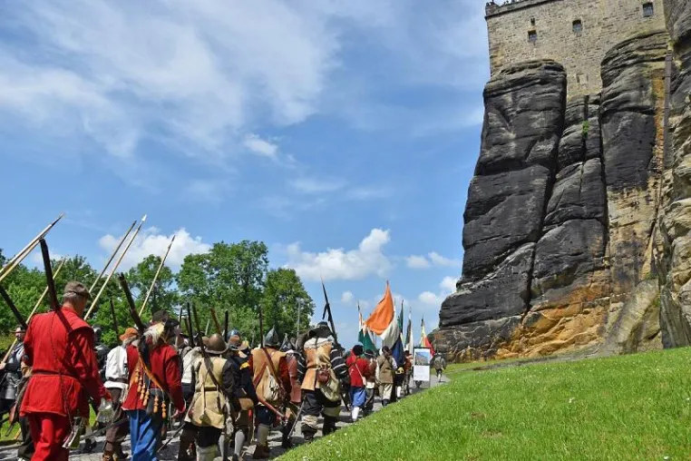 Die Schweden kommen! Großes Historienspektakel auf der Festung Königstein Bild: Die Schweden kommen! Großes Historienspektakel auf der Festung Königstein