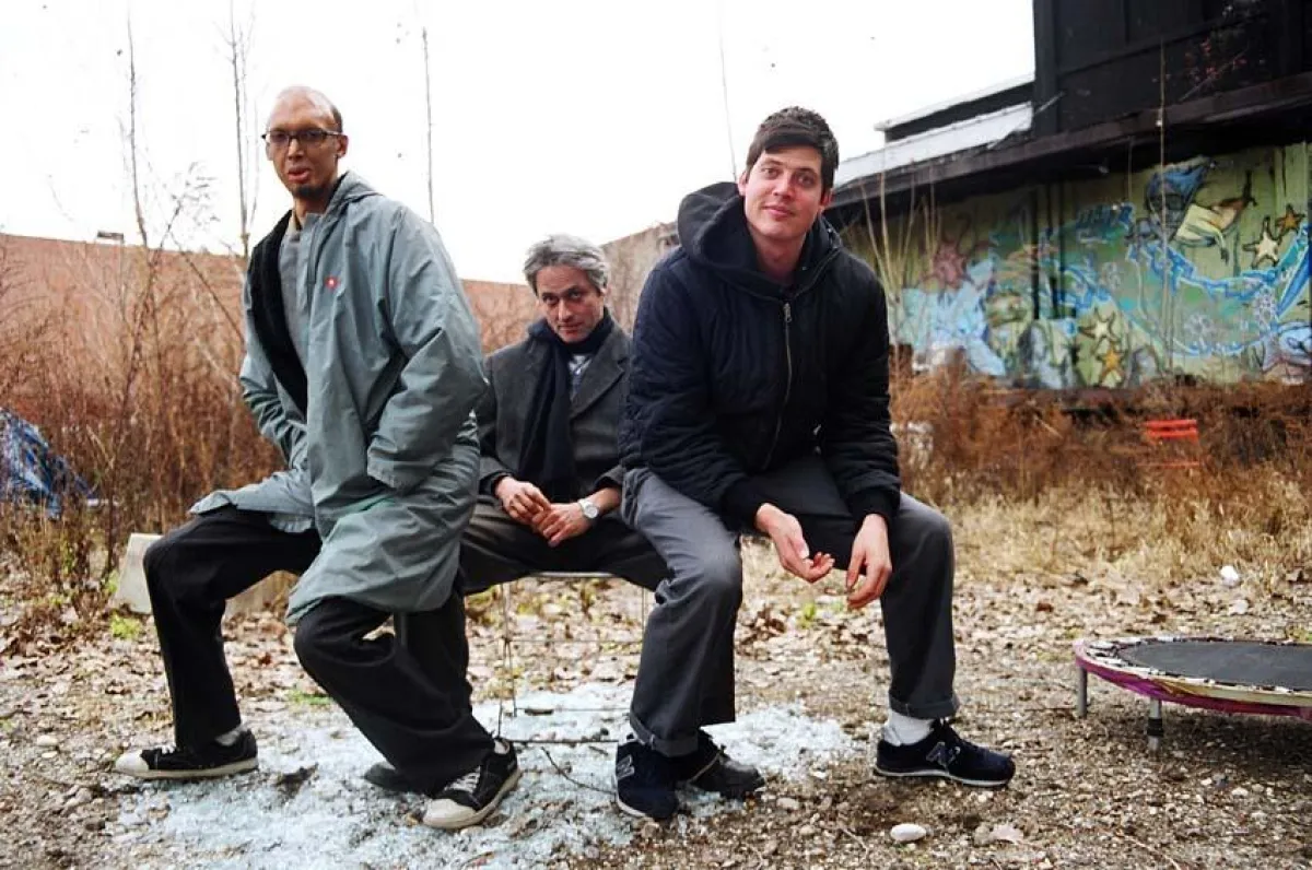 Ab sofort erhältlich ist die CD Marc Ribot's Ceramic Dog: Party Intellectuals: