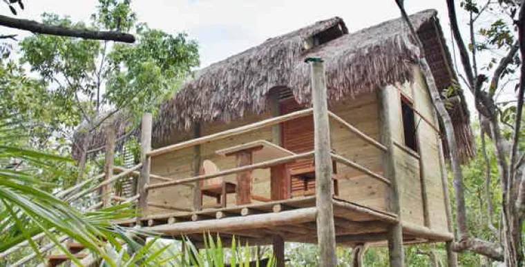 Bild: Liebesnest, Abenteuerhaus oder Genussoase - die Baumhäuser des Mata Encantada (Santo André / Bahia, Brasilien)