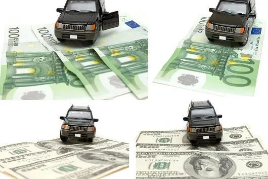 Bild: Ein Autokredit ohne Schufa statt einer Finanzierung beim Autohändler