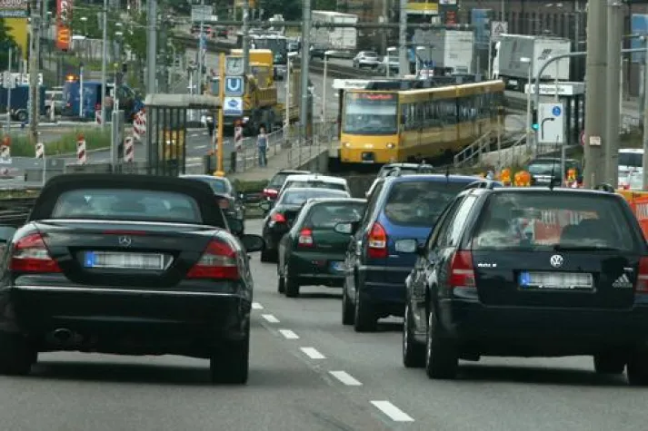 Bild: Für Pkw-Maut, gegen City-Maut – ACE kritisiert Städtebund