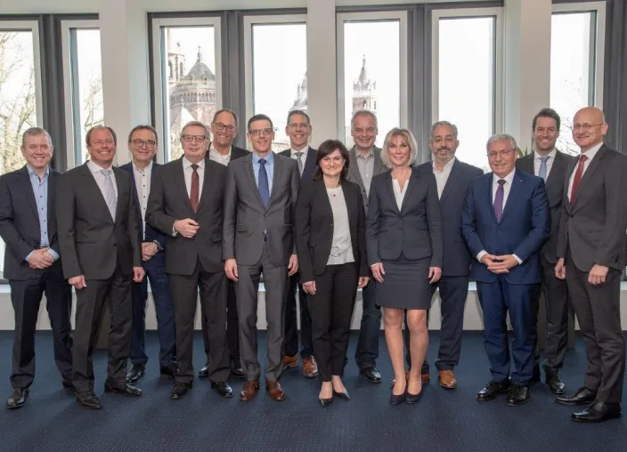 Neue Erschließungsgesellschaft für Rheinhessen gegründet: Regionale Kooperationspartner bündeln Kompetenzen Bild: Neue Erschließungsgesellschaft für Rheinhessen gegründet: Regionale Kooperationspartner bündeln Kompetenzen