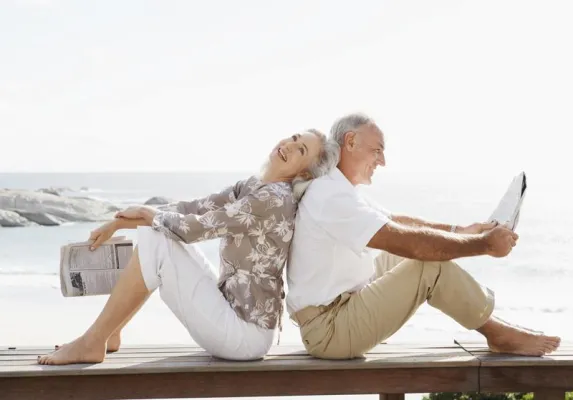 Die Generation 50+ trifft sich bei Platinnetz.de Bild: Die Generation 50+ trifft sich bei Platinnetz.de