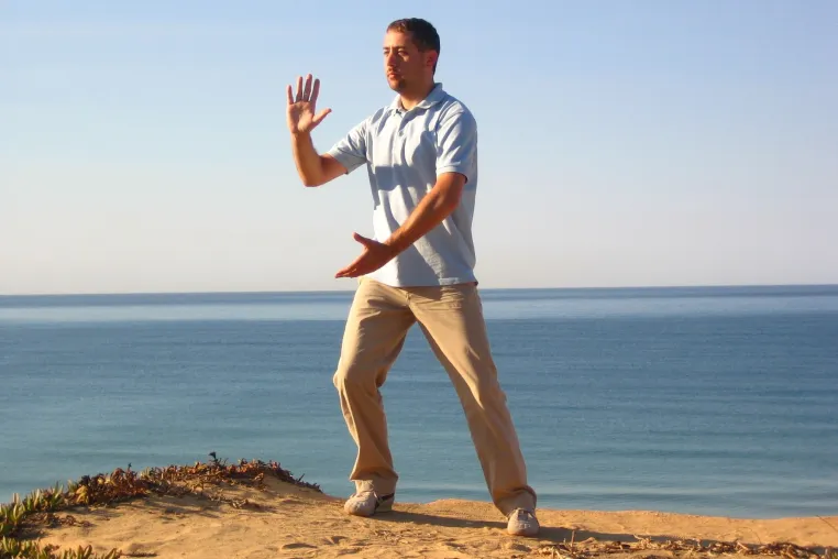 Bild: Entspannung und Gesundheit im Alltag: Innovativer Tai Chi Onlinekurs startet am 25.01.25