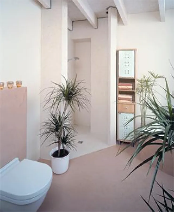 Großzügige Räume, viel Bewegungsfläche: Eine altersgerechte, barrierefreie Wohnung bietet mehr Komfort.