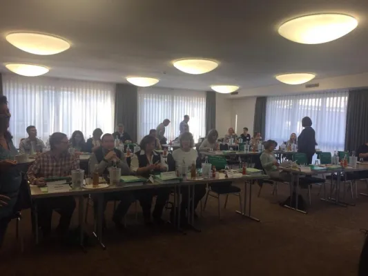 Bild: Aktuelles Know-how zum Jahreswechsel im Überblick