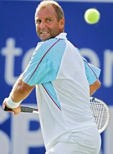 Bild: Das Duell der Tennis-Ikonen - Thomas Muster gegen Boris Becker in Braunschweig