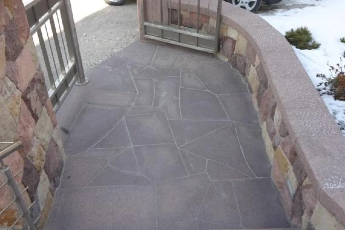 Terrasse mit eSKa-Drain System verlegt