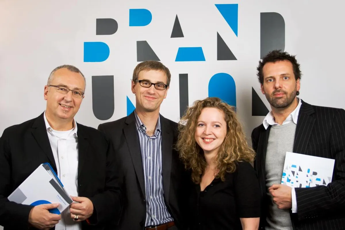 Die Führungsmannschaft von The Brand Union Hamburg. Von links nach rechts: Dr. Alexander Schubert (CEO), Jürgen Muehlbacher (Head of Strategy), Sina Peters (Executive Creative Director), Dirk Lapaz (C