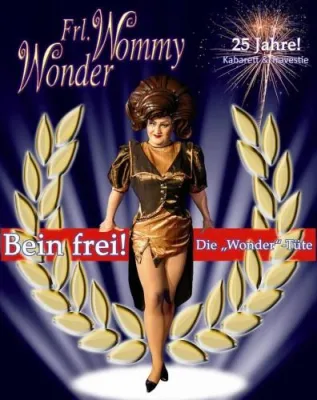 Neues Programm von Frl. Wommy Wonder - Bein frei (Die "Wonder"-Tüte) Bild: Neues Programm von Frl. Wommy Wonder - Bein frei (Die "Wonder"-Tüte)