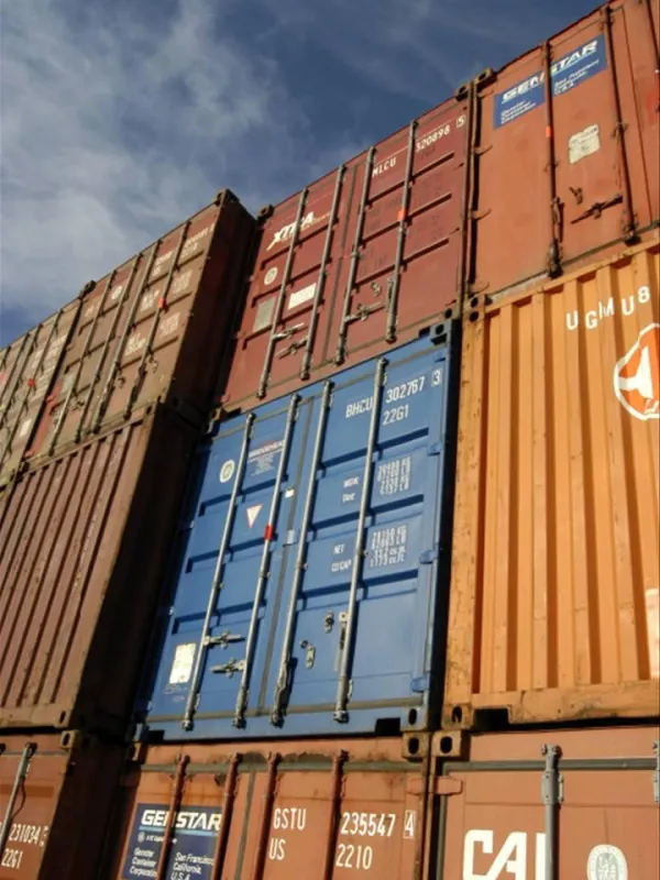 Container am Hafen Köln Niehl I