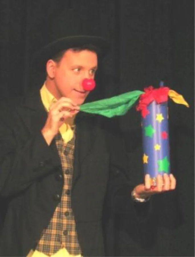 Kinderentertainer (Zauberer & Clown) Markus Poétes