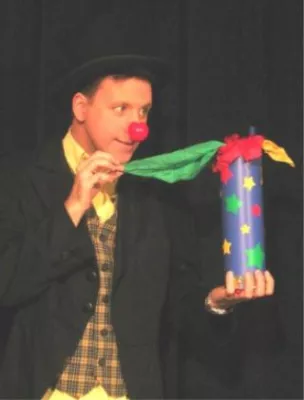 Bild: KINDERZAUBERER MARKUS POÉTES ERÖFFNET "SOMMERHECKMECK 2009"