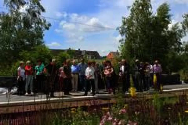 Bild: Ansturm beim „Tag der offenen Baustelle“ auf dem Gartenschaugelände