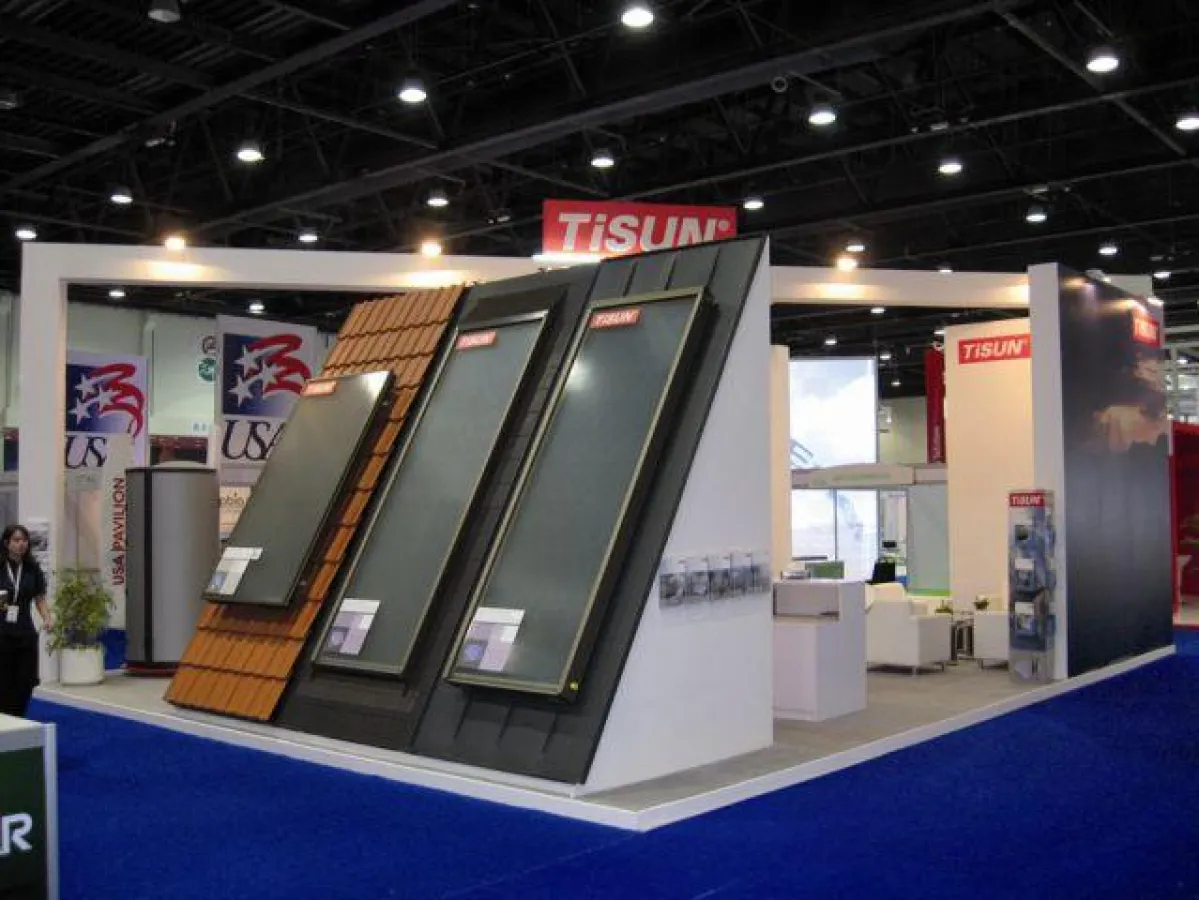 Impression vom neuen TiSUN Messestand in Abu Dhabi