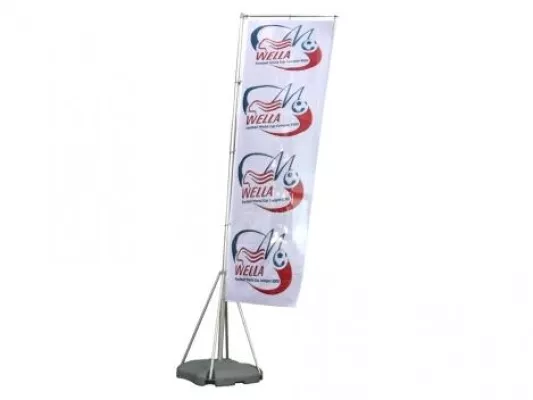 Flagpoles – mobiler Fahnenmast für Outdoorevents Bild: Flagpoles – mobiler Fahnenmast für Outdoorevents