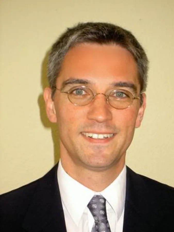 Prof. Dr. Thomas Kolb leitet die Studienrichtung Gesundheitsökonomie an der Hochschule RheinMain