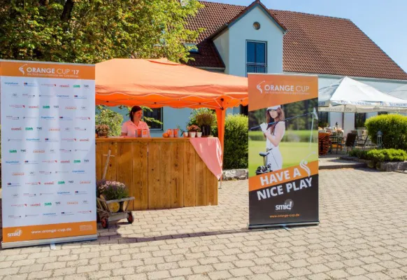 Zünftige Saisoneröffnung in ORANGE - ORANGE CUP im GC Lauterhofen Bild: Zünftige Saisoneröffnung in ORANGE - ORANGE CUP im GC Lauterhofen