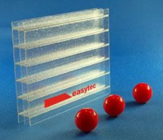 Bild: Bei Stegplatten lieber gleich zu easytec