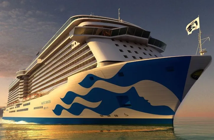 Bild: Princess Cruises mit frischem „Makeup“ – Neubau Majestic Princess im Wasser