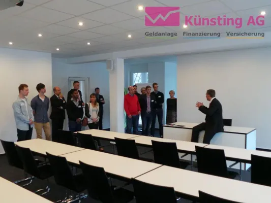 Bild: Das Reisefieber packt – Vorsorge und Sicherheit beim Zahlungsverkehr