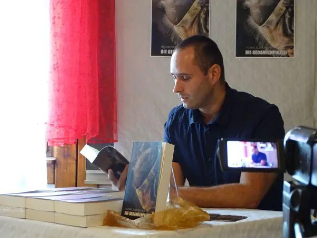 Bild: Erste Lesung der "Gedankenpolizei" von Thomas Dobrokovsky