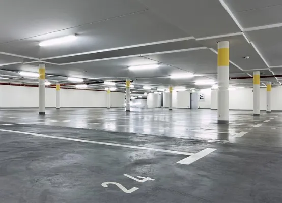 Bild: Lichtlösungen für Industrie und Gewerbe als zweites Standbein für LEDON