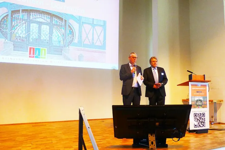Bild: Forschung und Diskussion zum Wohle des Patienten