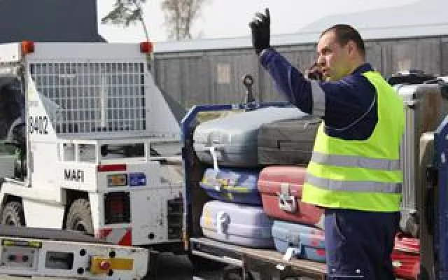 TRAINICO: Training auf einem echten Flughafen Bild: TRAINICO: Training auf einem echten Flughafen