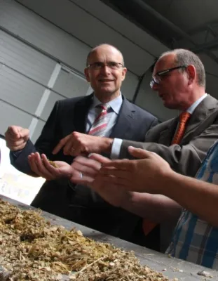 Bild: Erwin Sellering besucht BioEnergie Park Güstrow