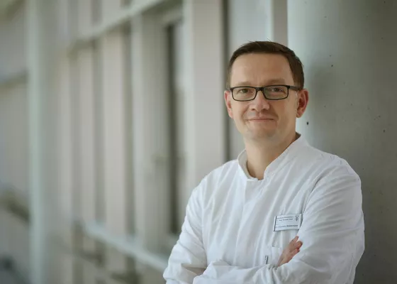 Bild: Chefarztwechsel im Katholischen Krankenhaus "St. Johann Nepomuk" Erfurt