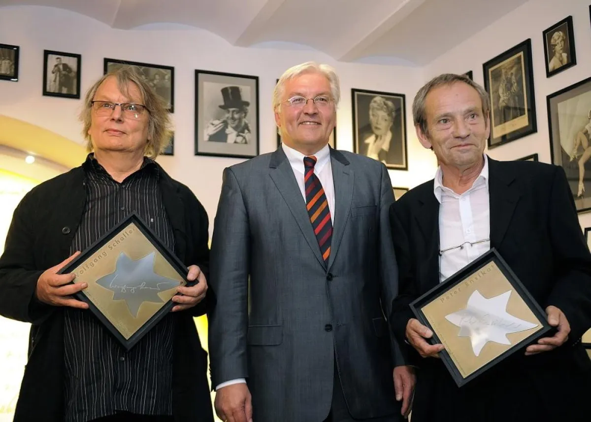 Wolfgang Schaller, Außenminister Frank-Walter Steinmeier, Peter Ensikat