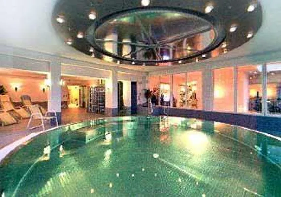 Bild: beauty24 kürt Hotel Raitelberg zum besten Wellnesshotel im Monat Mai