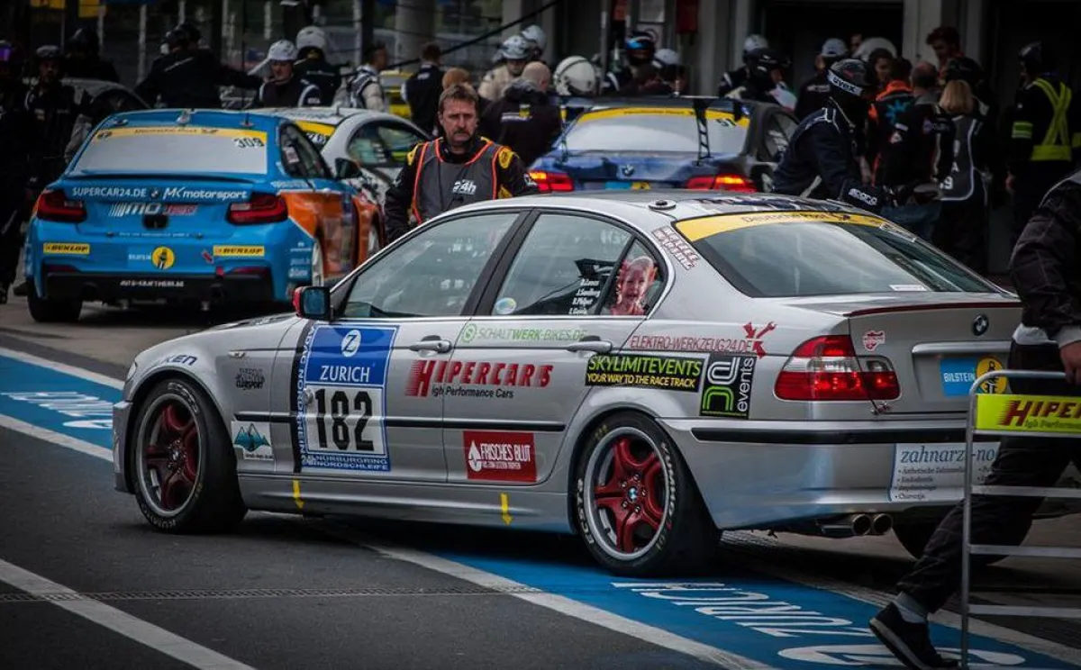 BMW E46 330i, Foto: Underdog Racing