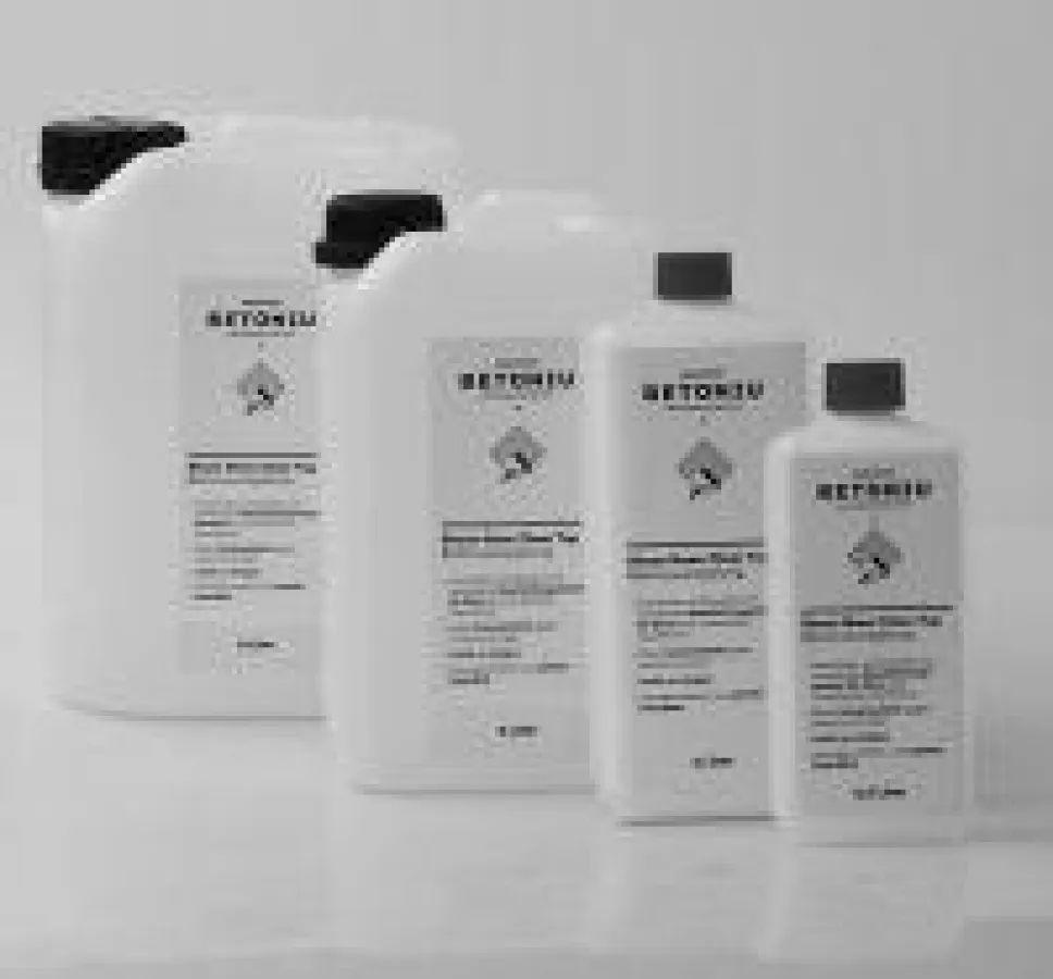 Professionelle Betonversiegelung, unter Praxisbedingungen getestet: Betoniu Stone Nanoclear Top