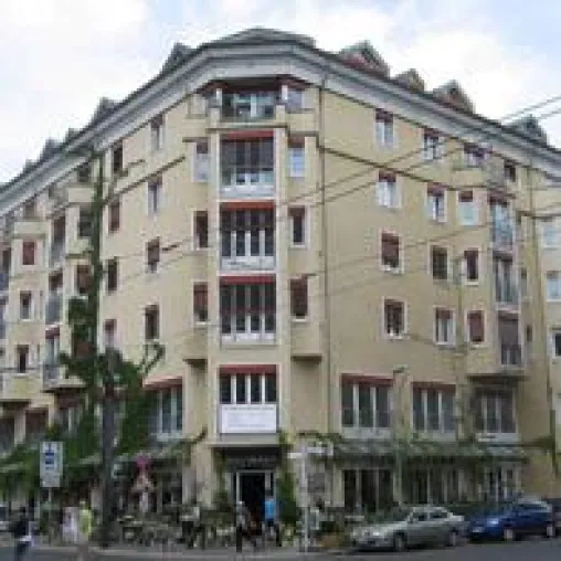 Bild: DIP-Partner AENGEVELT siedelt Lady-Fitnesskette in Berlin-Mitte an