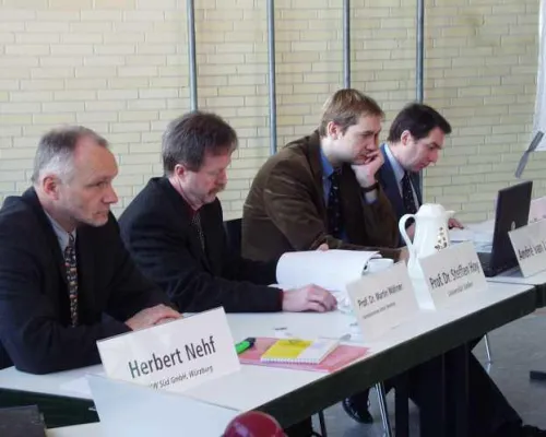 Bild: Die AVA zum Antibiotikaeinsatz bei Tieren in Deutschland – was bedeuten die Zahlen?