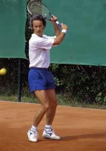 Bild: Tennisarm: Spritzen helfen wenig, Krankengymnastik ist besser