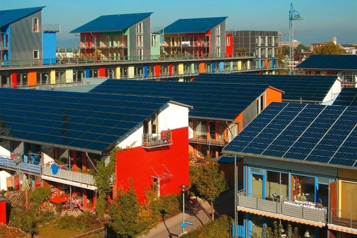 Bild: ÖKOLOGISCH BAUEN: GREEN BUILDINGS IM TREND