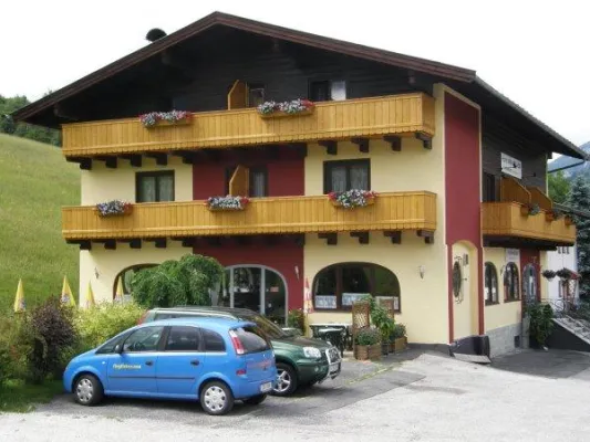 Bild: flugfieber-Hotel Annerlhof in Maria Alm im neuen Look