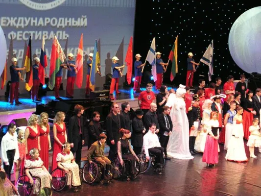 Bild: Frankfurter Band begeistert das Publikum bei Internationalem Behinderten Festival