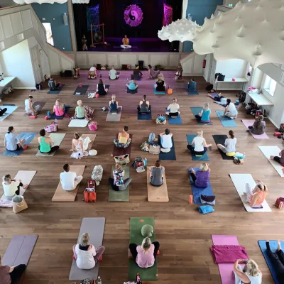 Bild: Von Somatic Yin bis LSD Yoga: Der 11. YogaFreiraumTag in Lauterbach