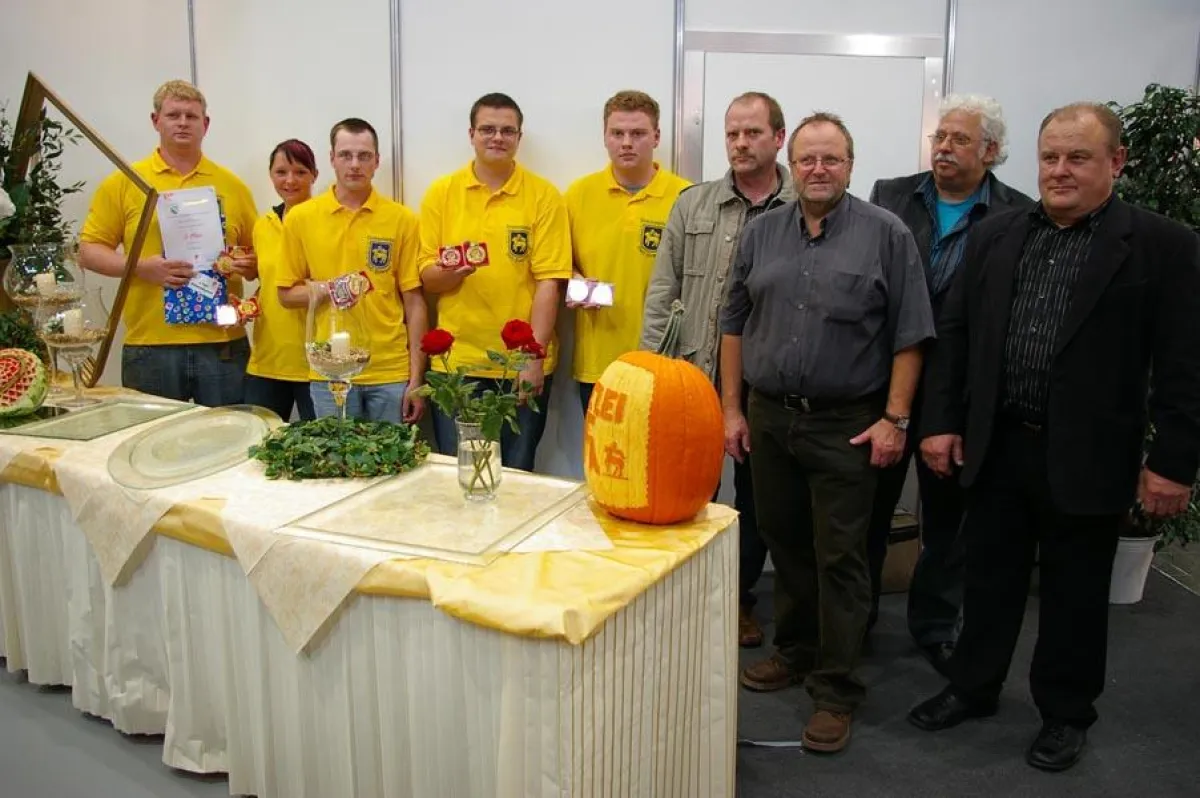 David Schnurre, Sandra Boose, Steve Metze, Patrick Reiss, Sebastian Röhl, Steffen Kewitz, Manfred Knaut, Volker Maurer, Holm Rauch