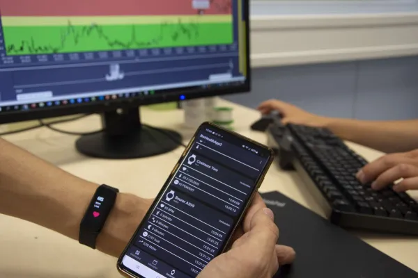 Neue bw-Health-App macht die Nutzung von Fitnessarmbändern für ärztliche Behandlung möglich Bild: Neue bw-Health-App macht die Nutzung von Fitnessarmbändern für ärztliche Behandlung möglich