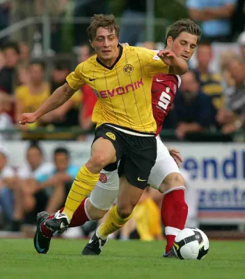 Bild: Achterbahnfahrt des BVB-Profi Bajram Sadrijaj geht weiter - Tor des Monats?