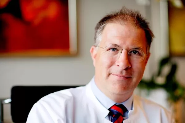 Bild: Prof. Dr. med. Andreas Sendler verstärkt Allgemein- und Viszeralchirurgie im Isar Medizin Zentrum